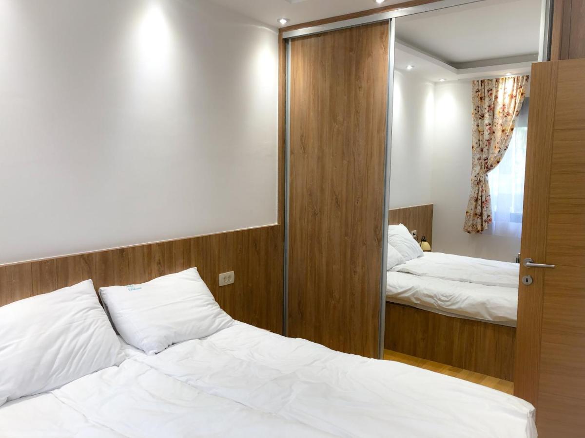 Apartment S23